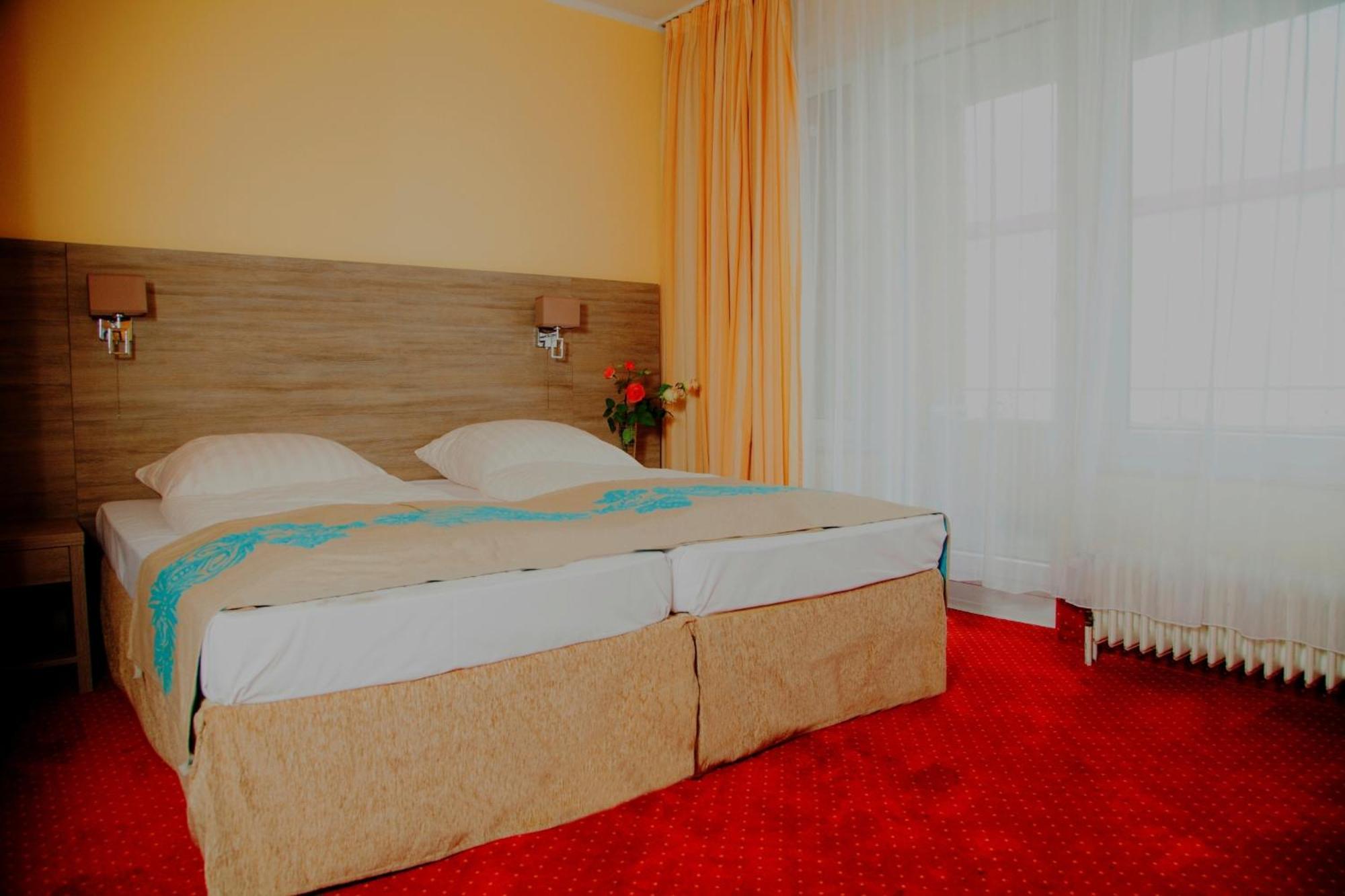 Hotel Lorien Cologne Exterior photo