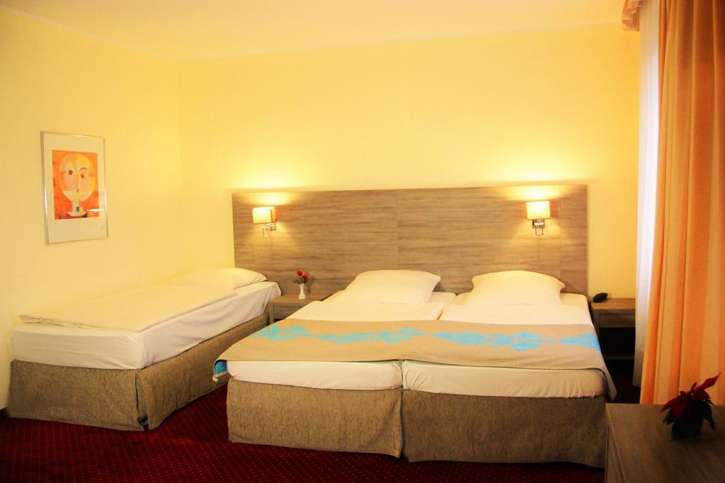 Hotel Lorien Cologne Exterior photo